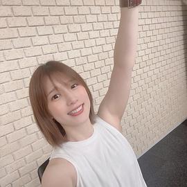 内田真礼