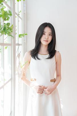 申诗雅