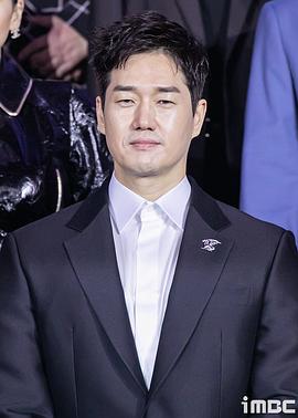 刘智泰