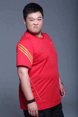 李屹伦