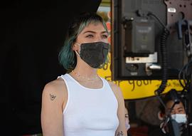 维奥莱特·比恩