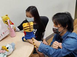 黄歆庭