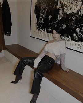 三吉彩花
