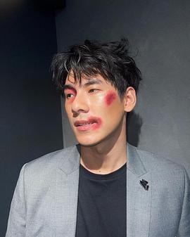 塔纳科恩·库尔贾拉松巴特