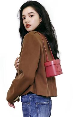 张婧仪