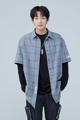 李基泽