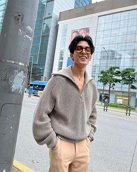 斯拉坡欧普·玛尼希坤