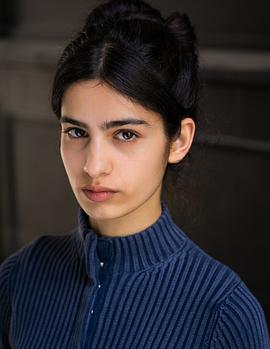 Hannah Khalique-Brown