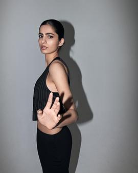 Hannah Khalique-Brown