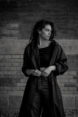 Leona Sklenickova