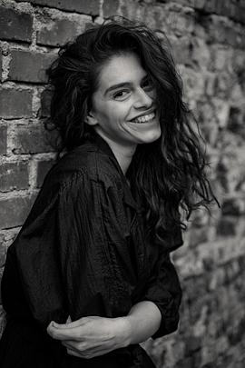 Leona Sklenickova