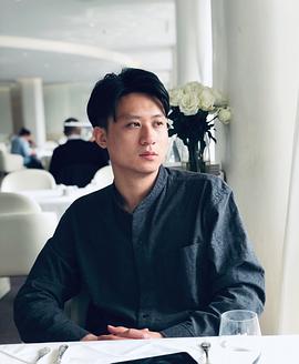 黄俊