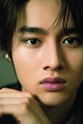 藤冈真威人