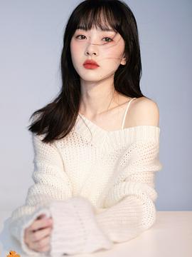 柳丙璐