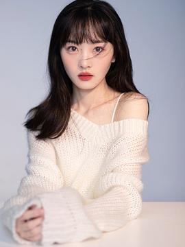 柳丙璐