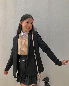 克里斯特尔·阿帕里西奥