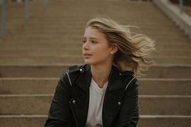 Alexandra Beaton