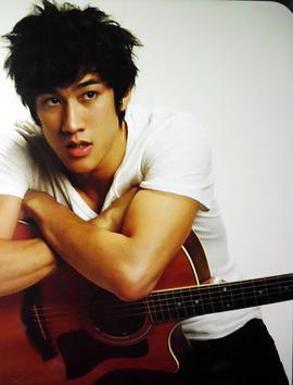 李治廷