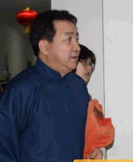 姜昆