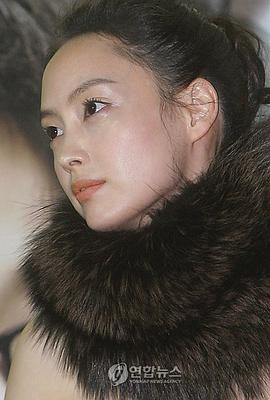 李奈映