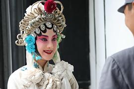 李依晓